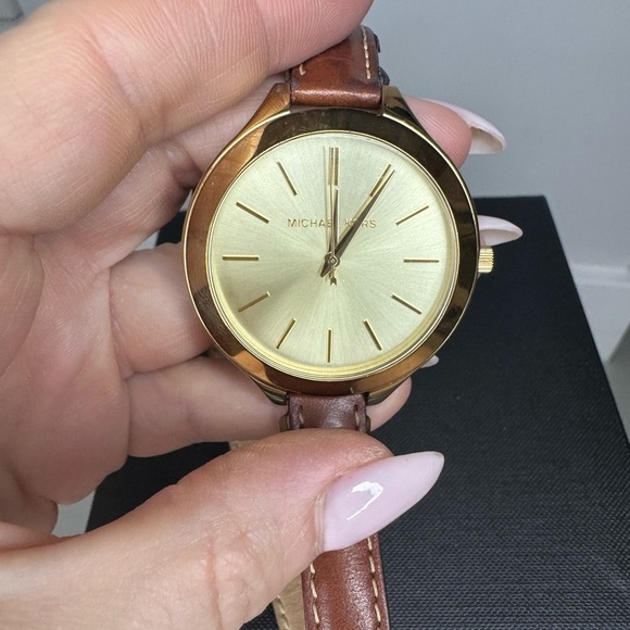 Michael Kors MK-2256 Slim Runway Women's Watch - Picture 9 of 17